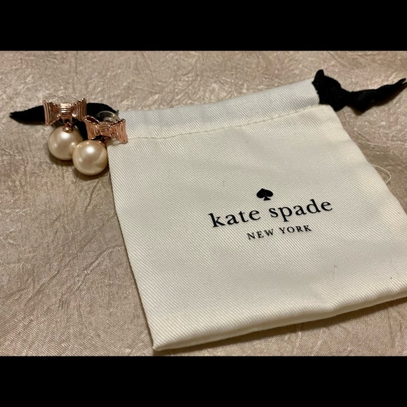 Kate Spade All Wrapped Up In Pearls Drop Earrings - Picture 3 of 4